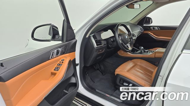 BMW X5 2019 — photo 10