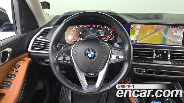 BMW X5 2019 — photo 13