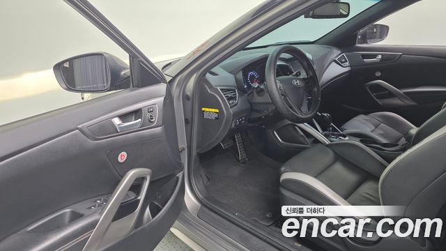 Hyundai Veloster 2016 — photo 11