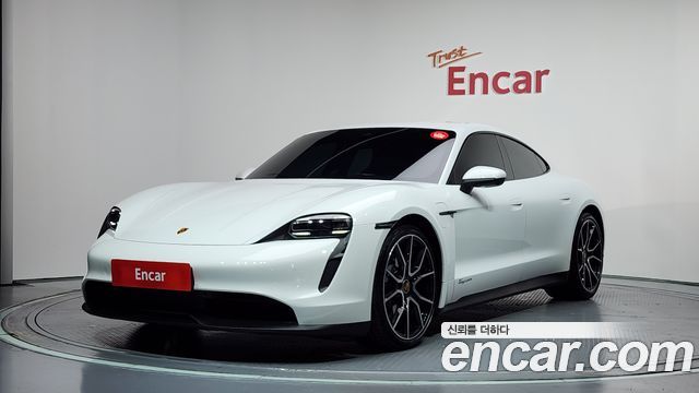 Porsche Taycan 2023 — photo 1