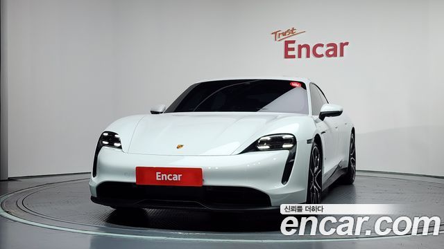 Porsche Taycan 2023 — photo 3