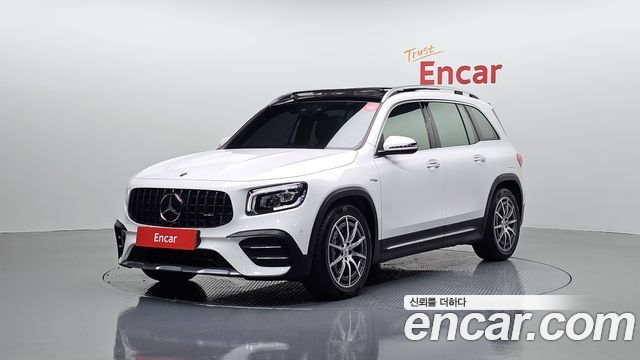 Mercedes-Benz GLB-Class 2021 — photo 1