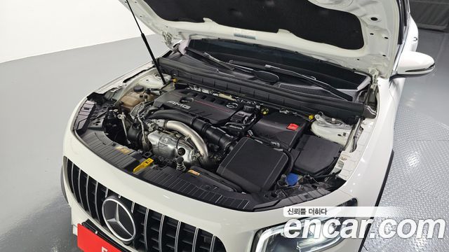 Mercedes-Benz GLB-Class 2021 — photo 6