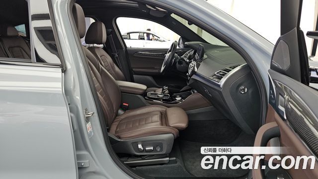 BMW X4 2022 — photo 17