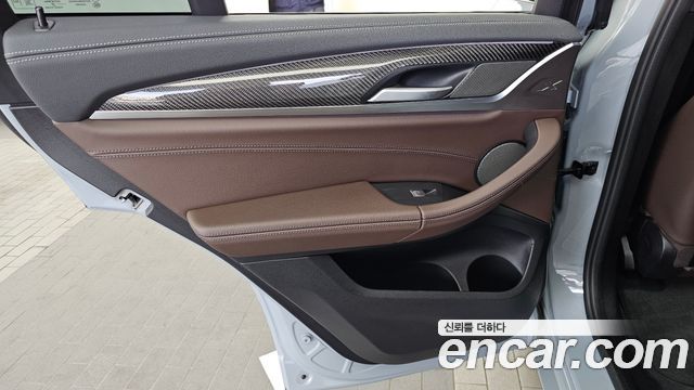 BMW X4 2022 — photo 15
