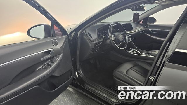 Hyundai Sonata 2021 — photo 13