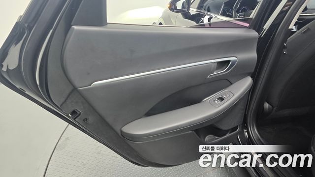 Hyundai Sonata 2021 — photo 15