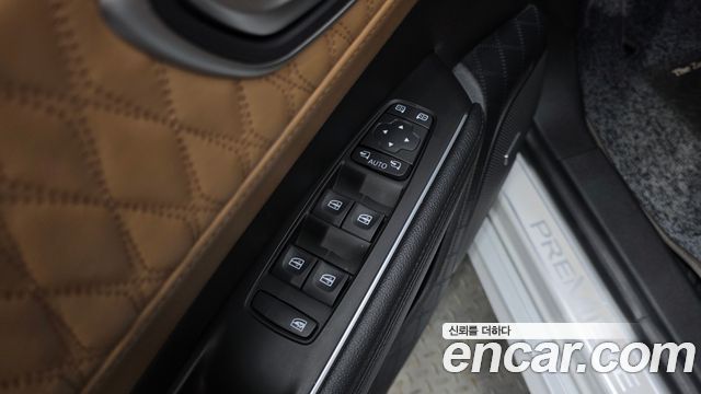 Renault Korea SM6 2021 — photo 11
