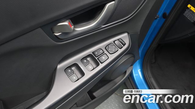 Hyundai Kona 2018 — photo 13