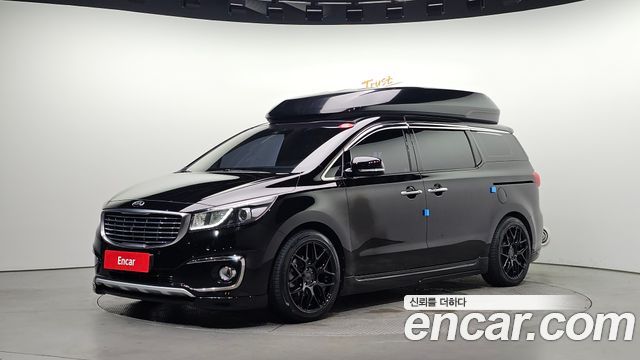Kia Canival 2018 — photo 1