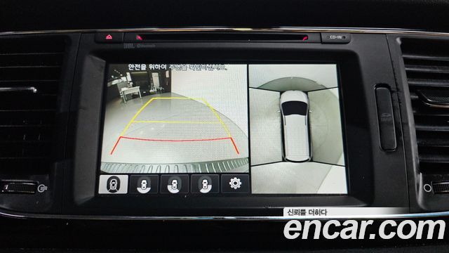 Kia Canival 2018 — photo 16