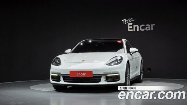 Porsche Panamera 2019 — photo 3