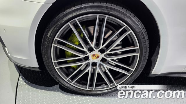 Porsche Panamera 2019 — photo 5