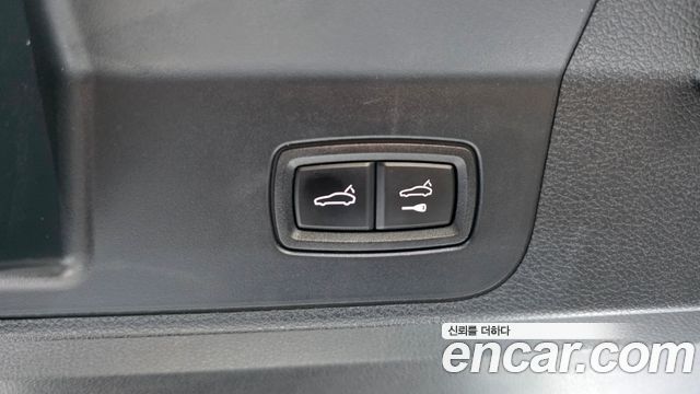 Porsche Panamera 2019 — photo 32