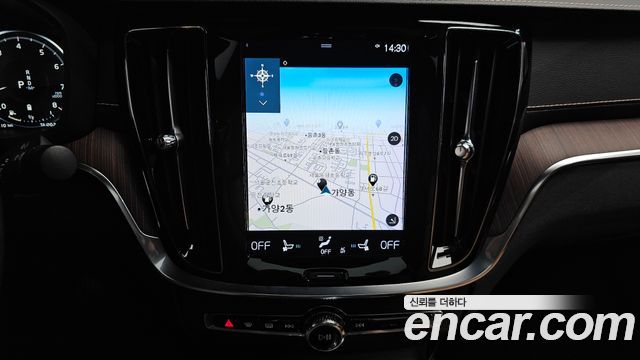 Volvo S60 2022 — photo 20