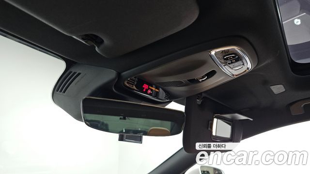 Volvo S60 2022 — photo 28