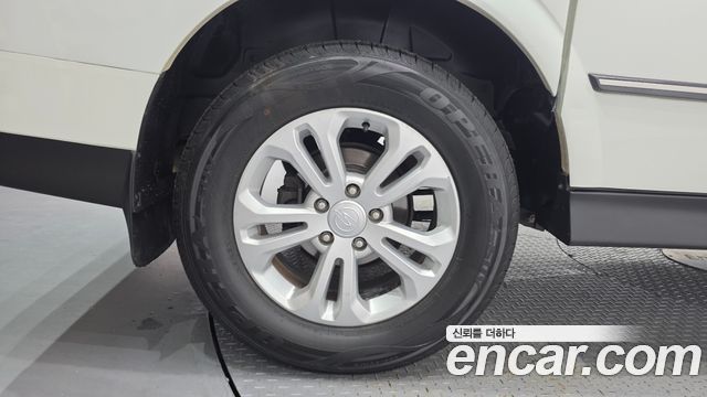KG Mobility KORANDO 2017 — photo 5