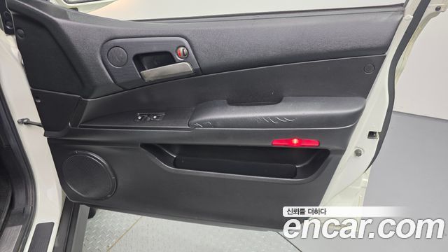 KG Mobility KORANDO 2017 — photo 15