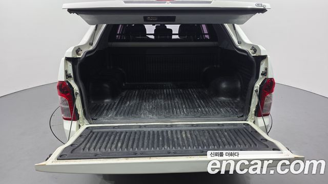 KG Mobility KORANDO 2017 — photo 28