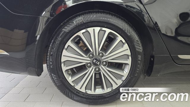 Kia K7 2018 — photo 5