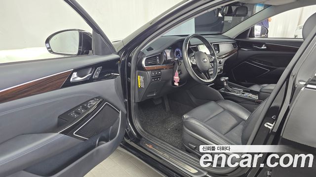 Kia K7 2018 — photo 10