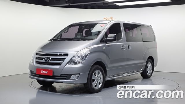 Hyundai Starex 2016 — photo 1