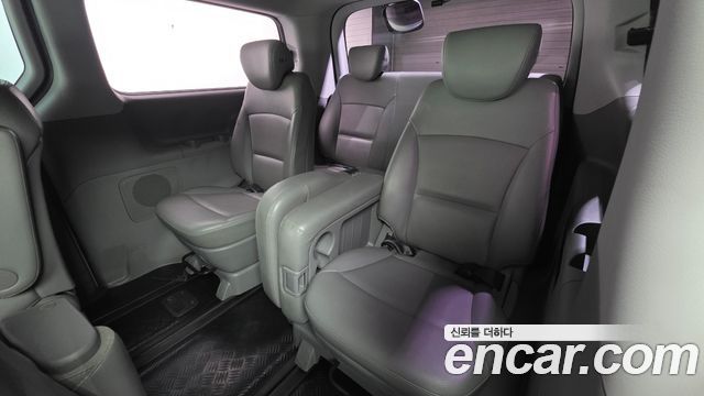 Hyundai Starex 2016 — photo 17