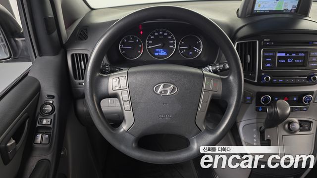 Hyundai Starex 2016 — photo 19