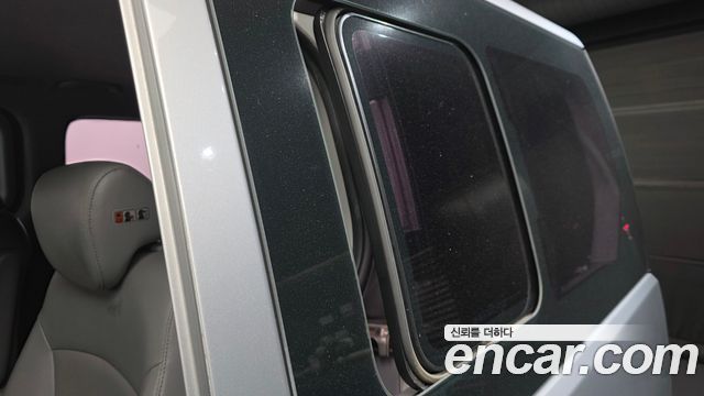 Hyundai Starex 2016 — photo 22