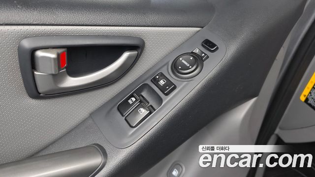 Hyundai Starex 2016 — photo 25