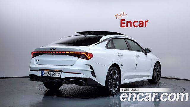 Kia K5 2022 — photo 2