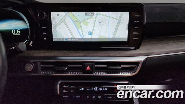 Kia K5 2022 — photo 18