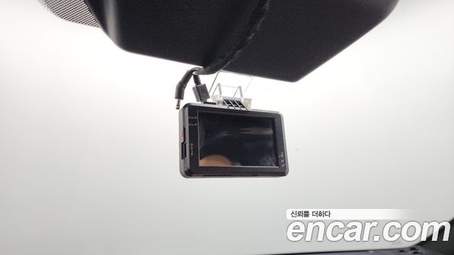Kia K5 2022 — photo 26