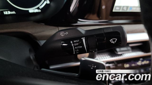 Kia K5 2022 — photo 30