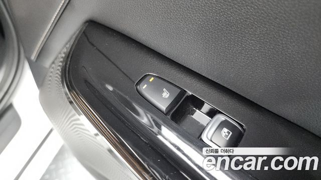 Kia K5 2022 — photo 32