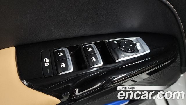 Kia K5 2022 — photo 33