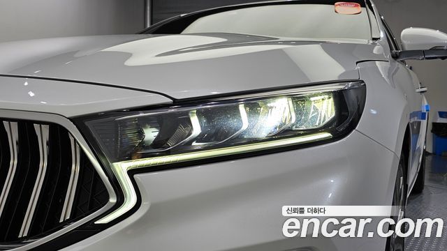 Kia K7 2020 — photo 8