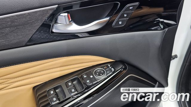 Kia K7 2020 — photo 38