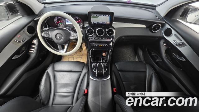 Mercedes-Benz GLC-Class 2018 — photo 10