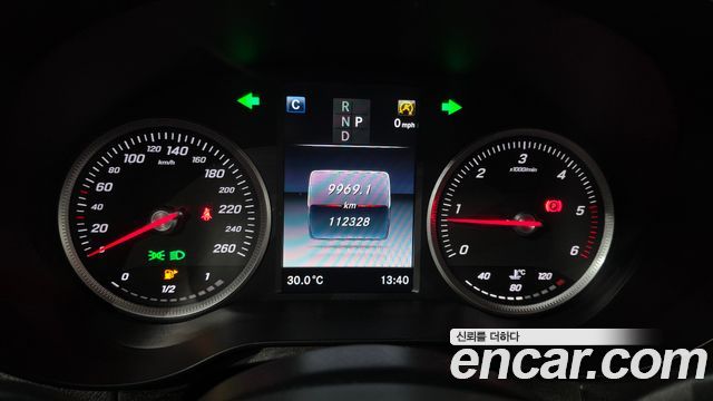 Mercedes-Benz GLC-Class 2018 — photo 11