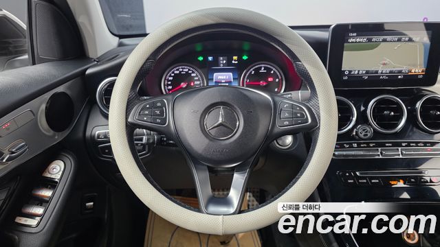 Mercedes-Benz GLC-Class 2018 — photo 20