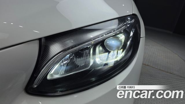 Mercedes-Benz GLC-Class 2018 — photo 8