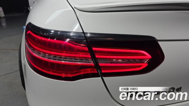 Mercedes-Benz GLC-Class 2018 — photo 9