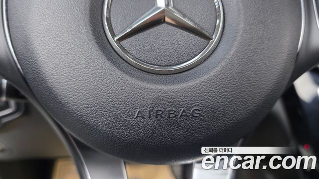Mercedes-Benz GLC-Class 2018 — photo 30