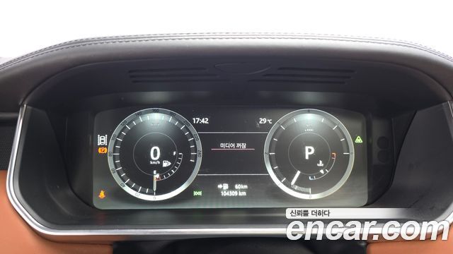 Land Rover Range Rover 2017 — photo 11