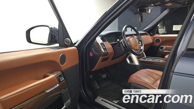 Land Rover Range Rover 2017 — photo 13