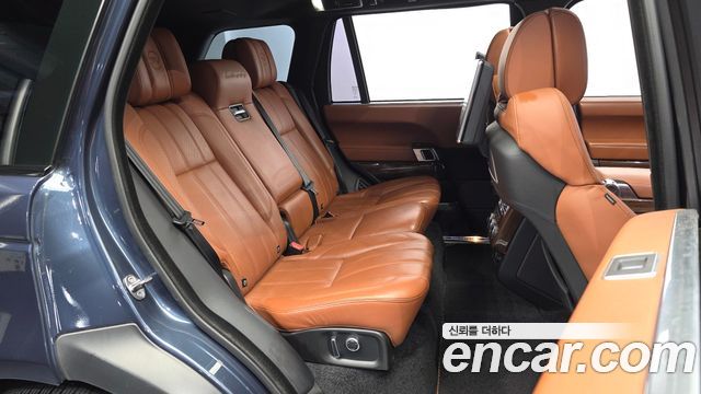 Land Rover Range Rover 2017 — photo 17
