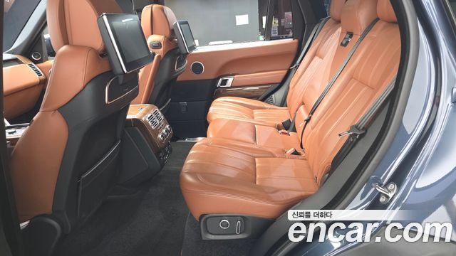 Land Rover Range Rover 2017 — photo 18