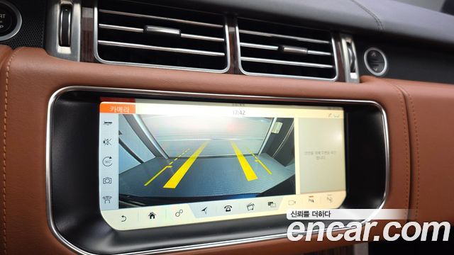 Land Rover Range Rover 2017 — photo 22