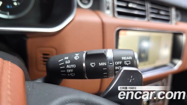 Land Rover Range Rover 2017 — photo 30